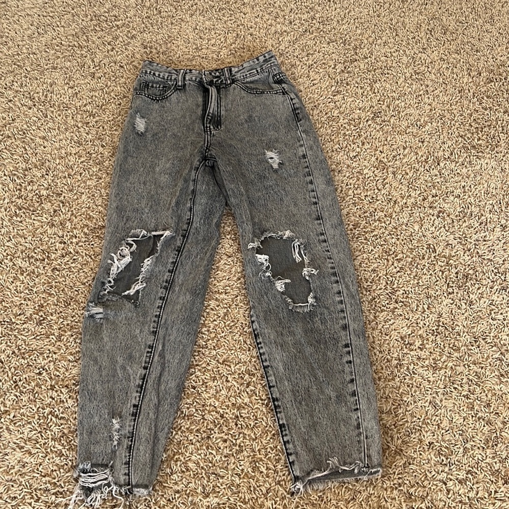Shein black ripped jeans XS